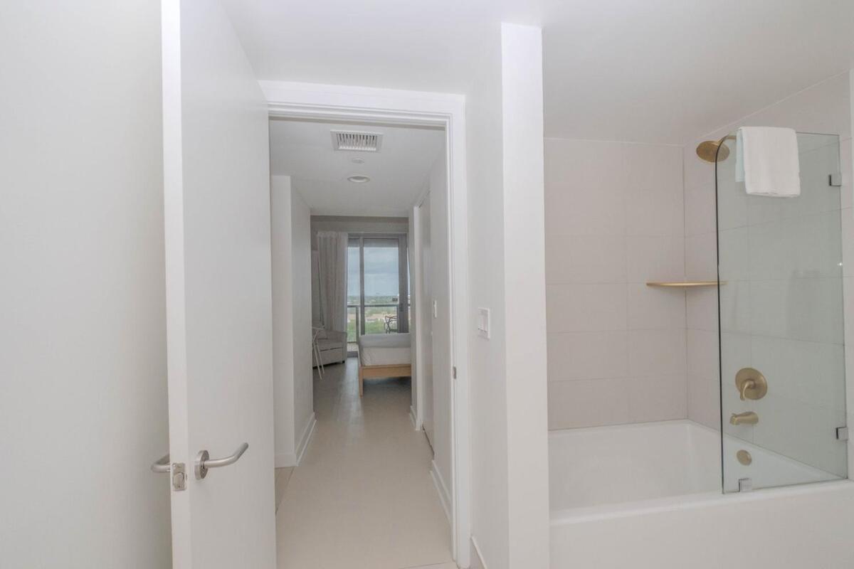 Ferienwohnung 2B 2B Luxury Ocean Views Apt In Hallandale Beach Exterior foto